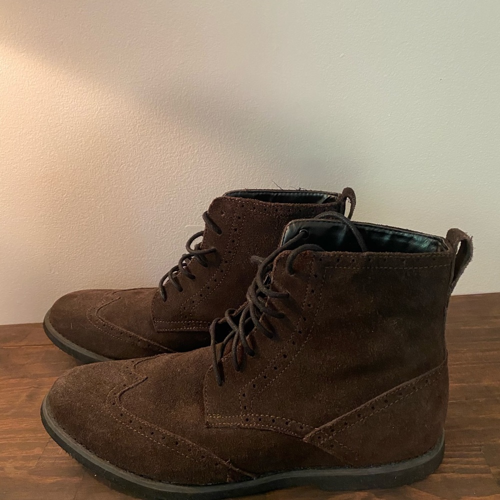 Calvin Klein Men’s shoes- size 11